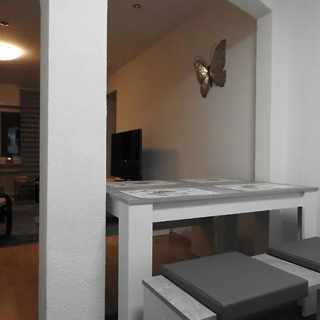 Schoene Gemuetliche Ferienwohnung Mit Fernblick. Nalbach Exterior photo